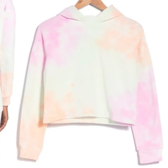 NWT!! 90 Degree Cropped Tie Dye Hoodie - Picture 3 of 4